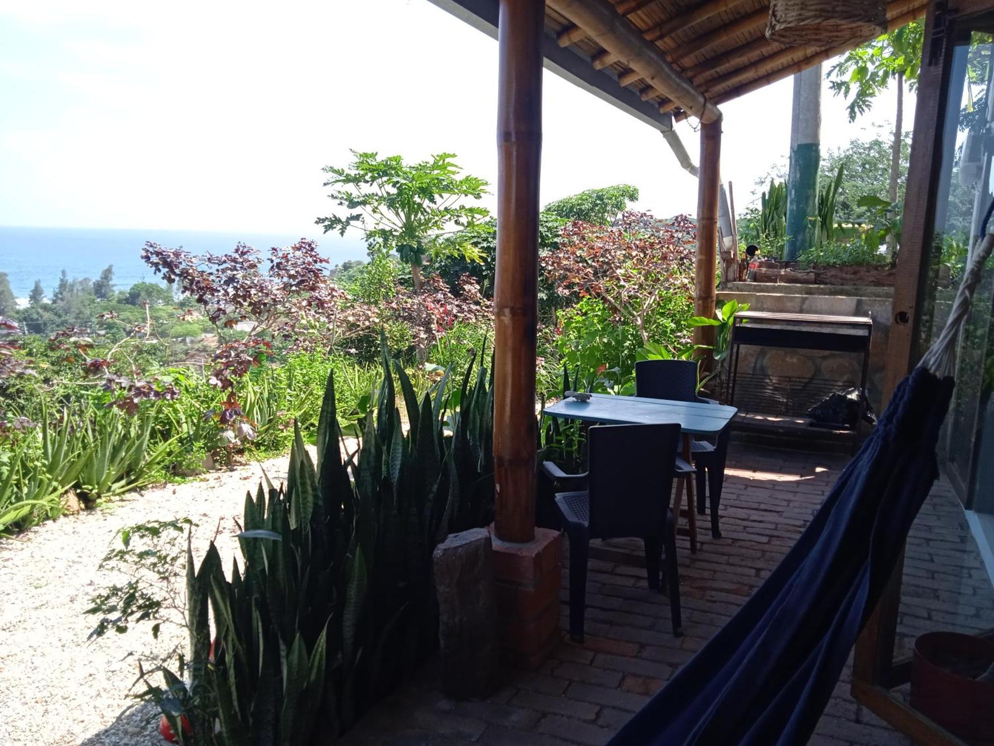 Punto Verde Ecological House Montanita Ngoại thất bức ảnh